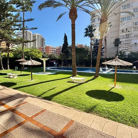 Familiar Playa San Juan Apartment