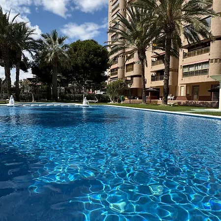Familiar Playa San Juan Аликанте